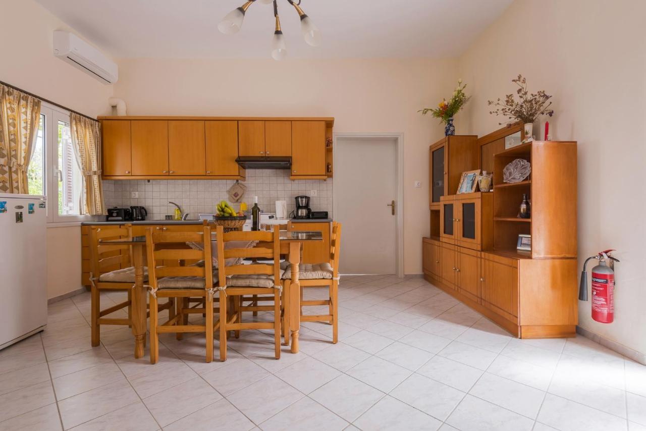 Palm Beach House Sfinárion エクステリア 写真